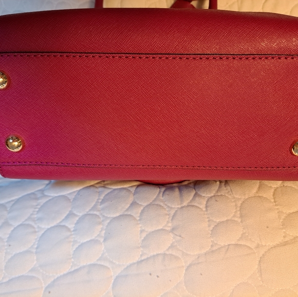 Michael Kors Lock and Key Hamilton Bag - Picture 6 of 14